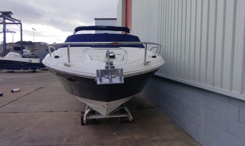 SEA RAY 240 SSE