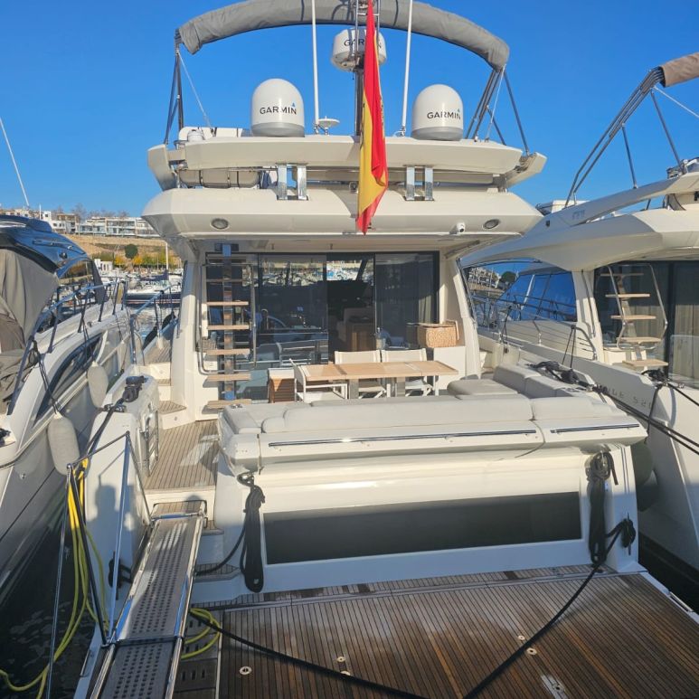 PRESTIGE 590 FLY