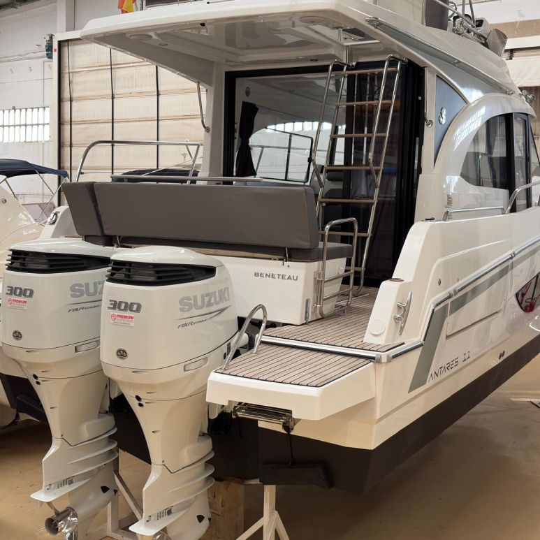 BENETEAU ANTARES 11