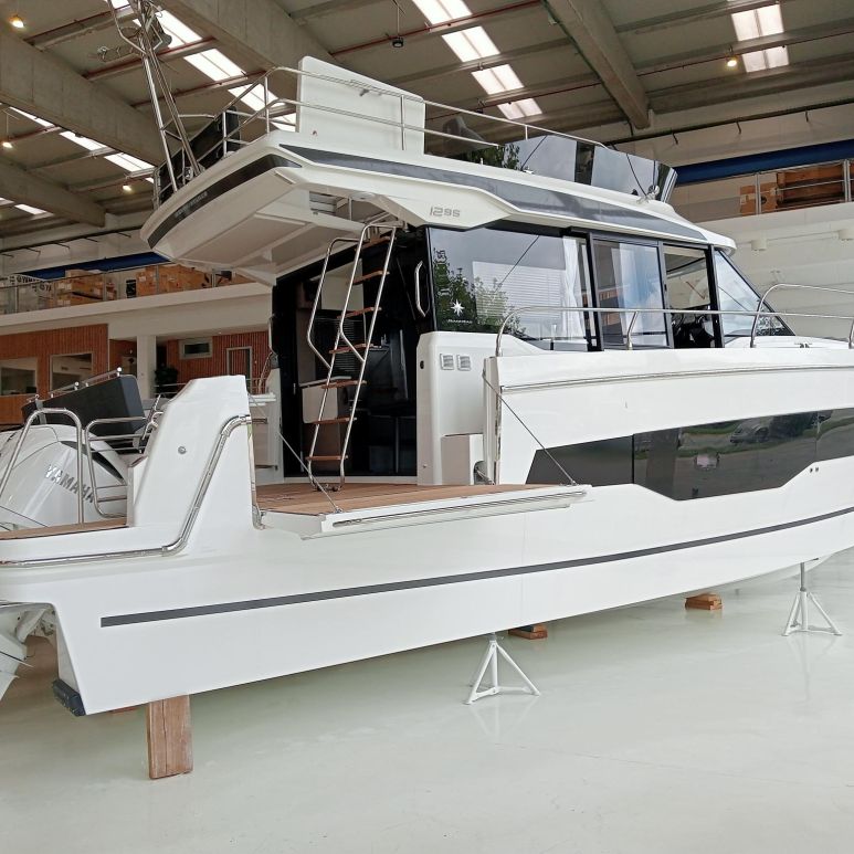 JEANNEAU MERRY FISHER 1295 FLY