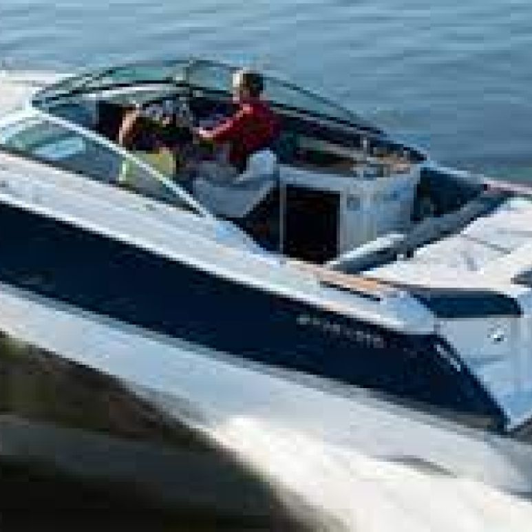 FOUR WINNS SUNDOWNER 265