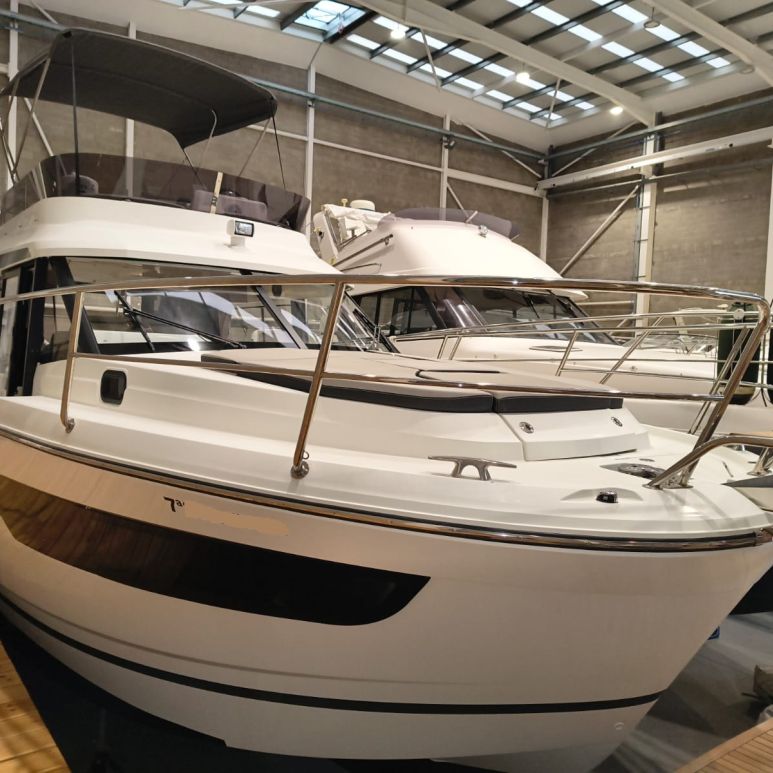 JEANNEAU MERRY FISHER 1095 FLY