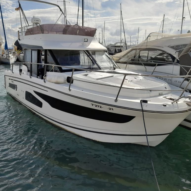 JEANNEAU MERRY FISHER 1095 FLY