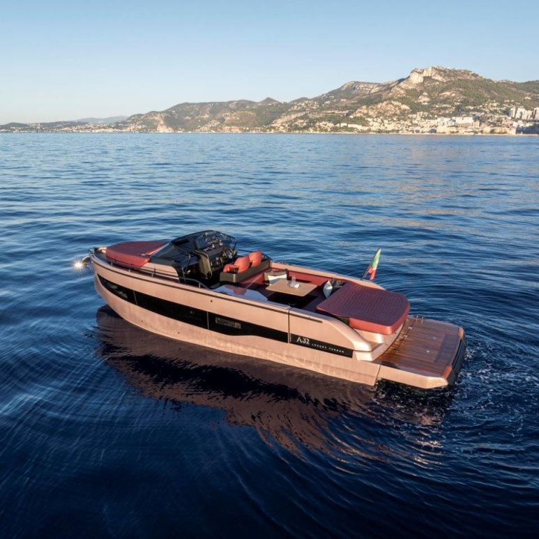 Cranchi A 32 Luxury Tender