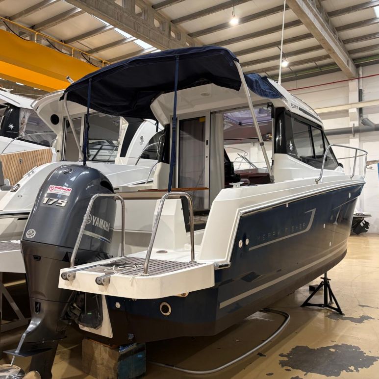 JEANNEAU MERRY FISHER 695