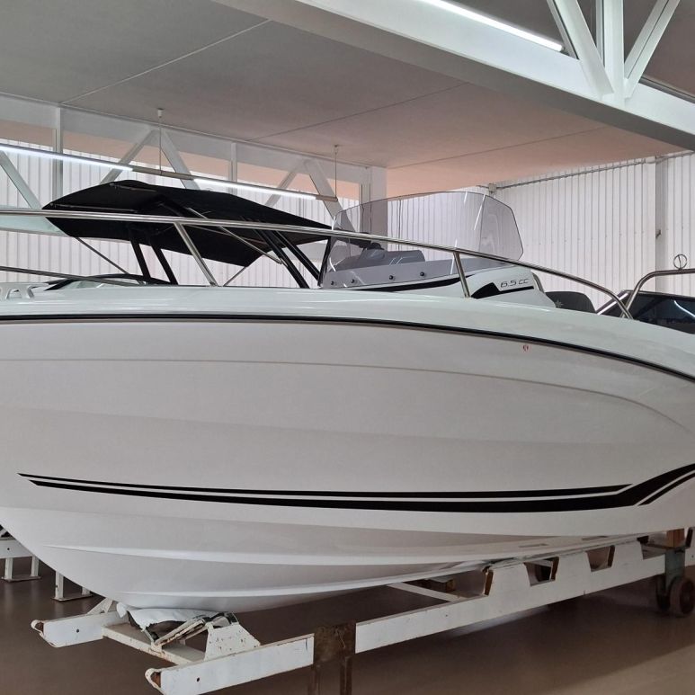 JEANNEAU CAP CAMARAT 6.5 CC SERIE 3