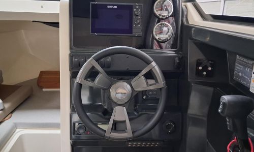 QUICKSILVER ACTIV 675 WEEKEND