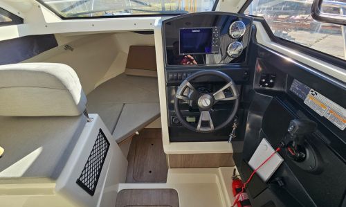 QUICKSILVER ACTIV 675 WEEKEND