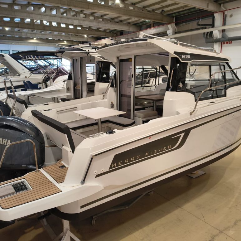JEANNEAU MERRY FISHER 695 S2