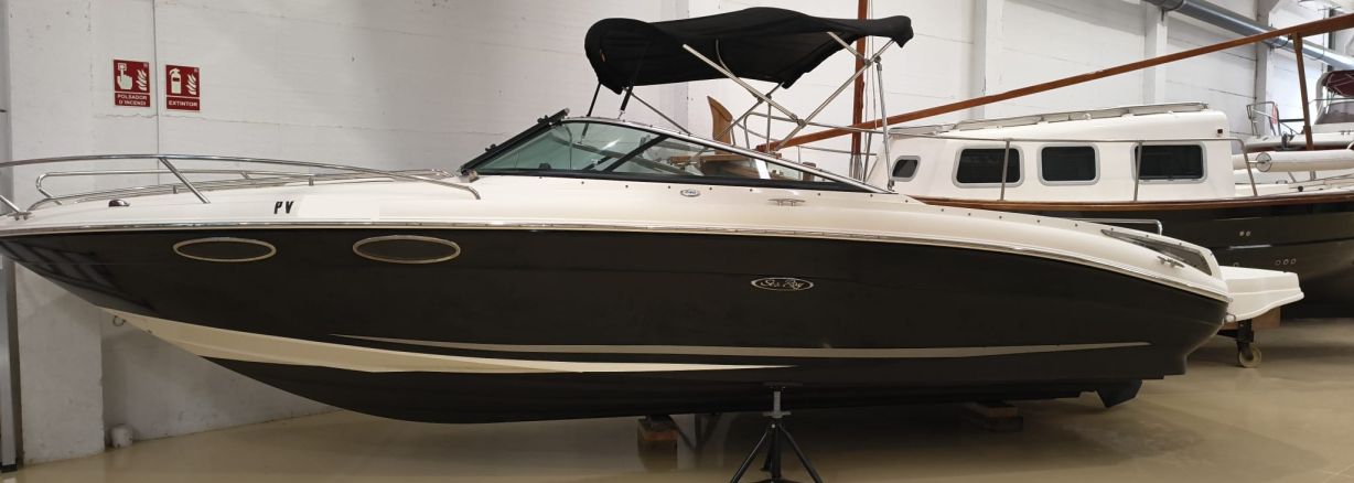 SEA RAY 240 SUN SPORT