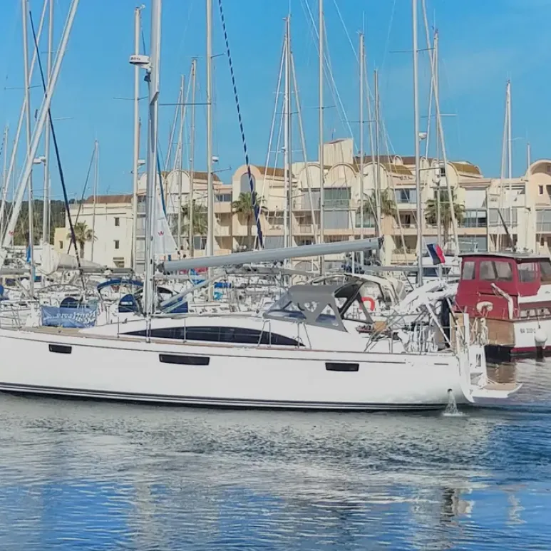 BAVARIA 42 VISION