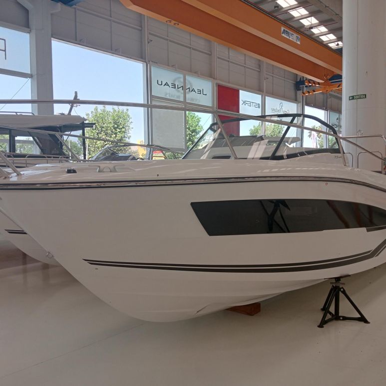 JEANNEAU CAP CAMARAT 7.5 WA SERIE 3