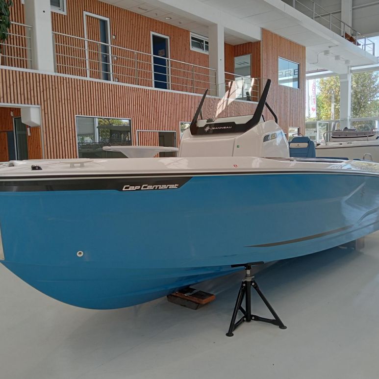 JEANNEAU CAP CAMARAT 6.0 CC 