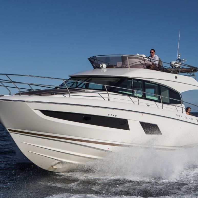 PRESTIGE 420 FLY 