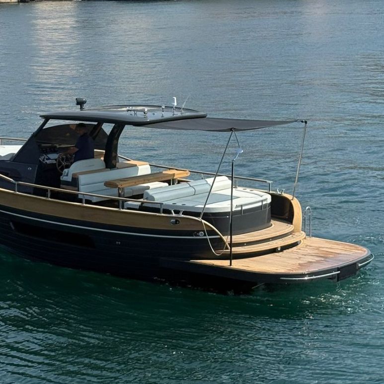 Positano 38 Open