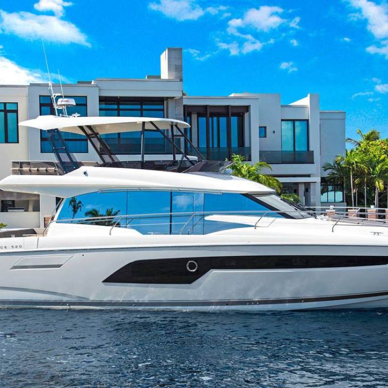 PRESTIGE 520 FLY 
