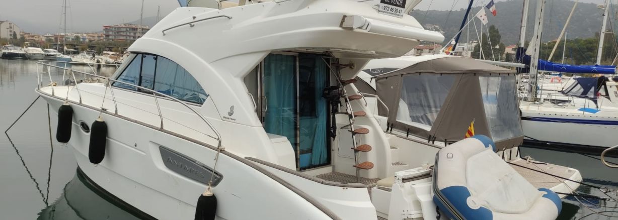 BENETEAU ANTARES 12 FLY 
