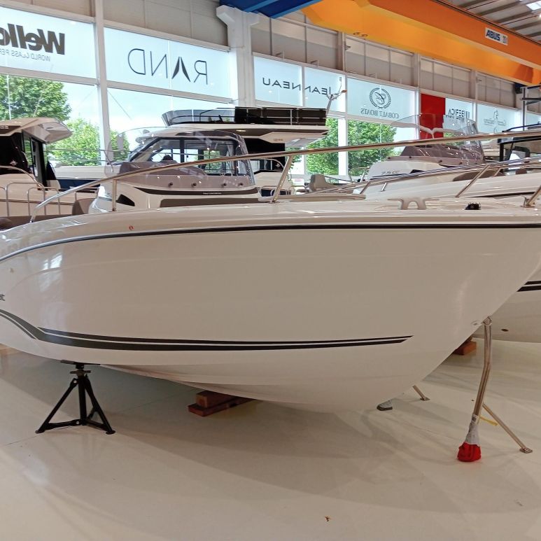 JEANNEAU CAP CAMARAT 6.5 CC SERIE 3